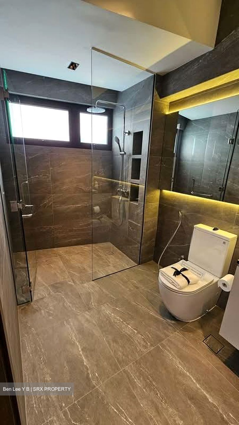 Joo Chiat Place (D15), Terrace #558320551